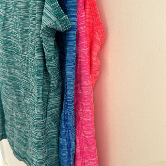 Tank top bundle - Picture 3 of 9